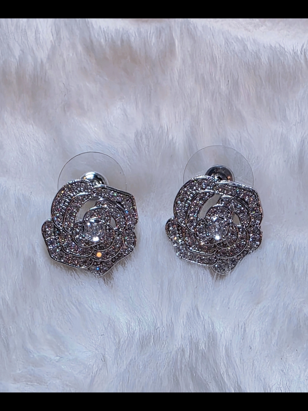 Fasion Silver Crystal Flower Stud Earrings - Elegant Women's Jewelry